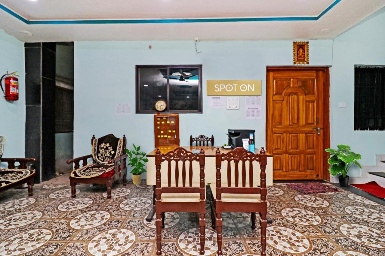 Bilāspur فندق سبوت أون 37040 أيوشمان بالاس المظهر الخارجي الصورة